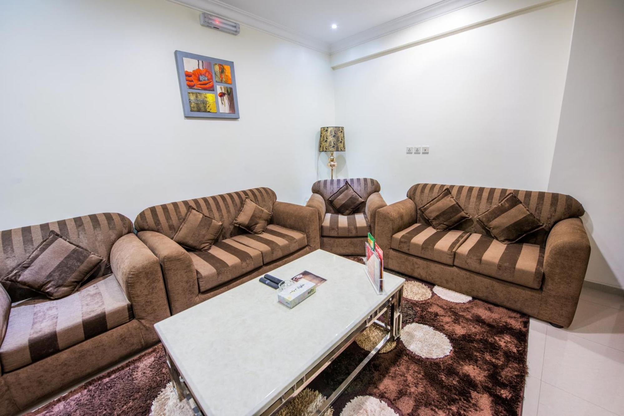 Al Masem Luxury Hotel Suites 3 Al Ahsa Al-Hofuf Kültér fotó